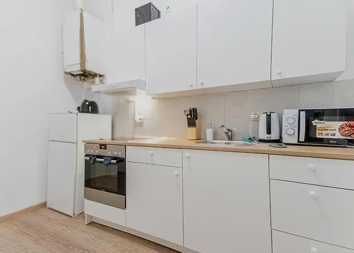 דירה Spacious Private In A Shared In