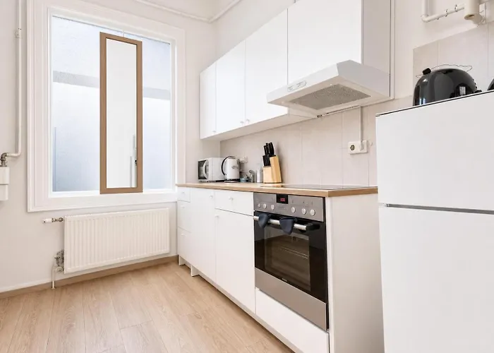 Spacious Private In A Shared In