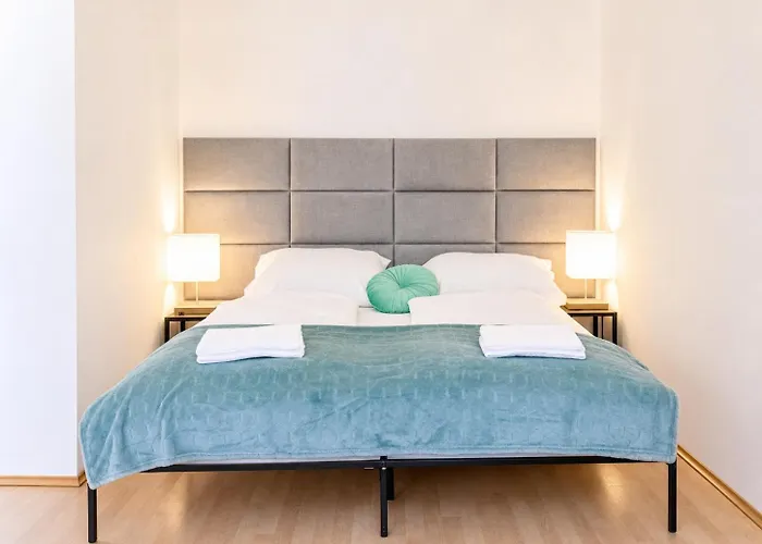 דירה Spacious Private In A Shared In